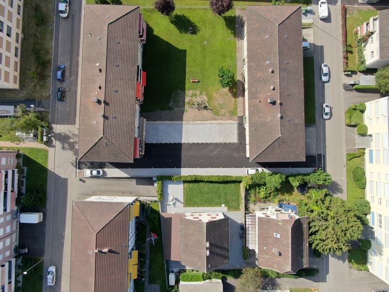 TOP-sanierte 21/2-Zwg mit Balkon im Mühlefeldquartier (11)