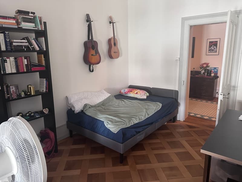 Stillvolle 5.5-Zimmer-Altbauwohnung im Herzen von Biel - direkt bei der Einkaufsmeile (10)