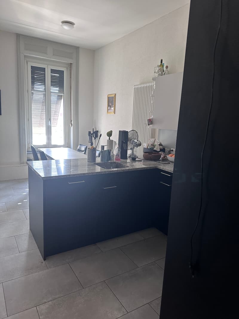 Stillvolle 5.5-Zimmer-Altbauwohnung im Herzen von Biel - direkt bei der Einkaufsmeile (11)