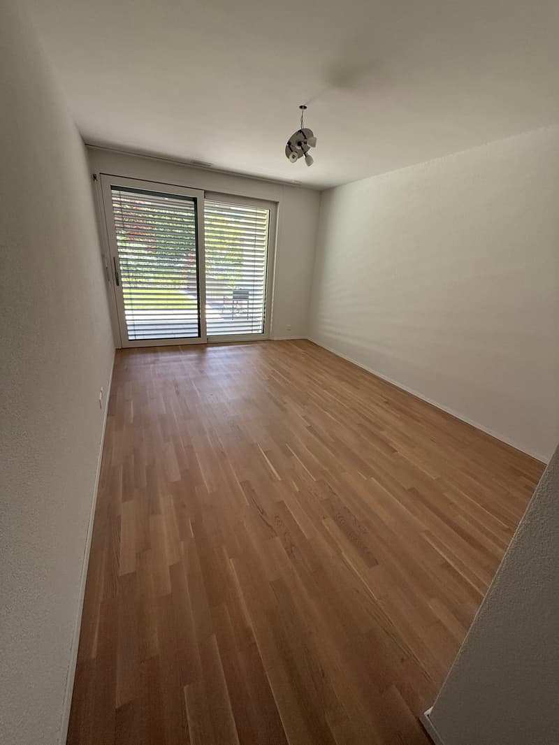 Helle 4.5-Zimmer-Wohnung im Erdgeschoss in Wattenwil (7)
