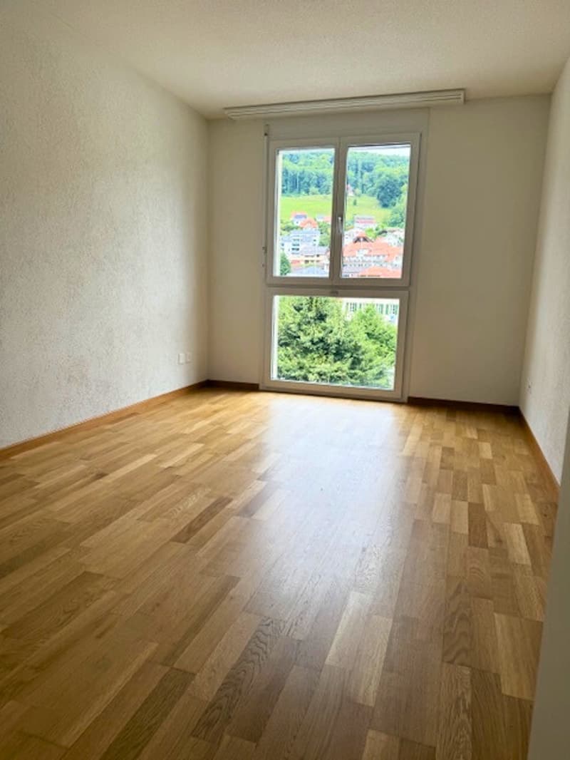 Helle 4.5-Zimmer-Wohnung mit Bergblick und Balkon in Toffen (9)