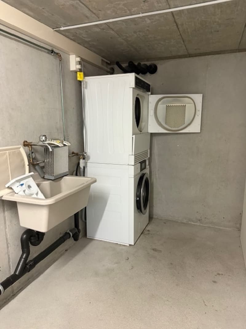 Helle 4.5-Zimmer-Wohnung mit Bergblick und Balkon in Toffen (10)