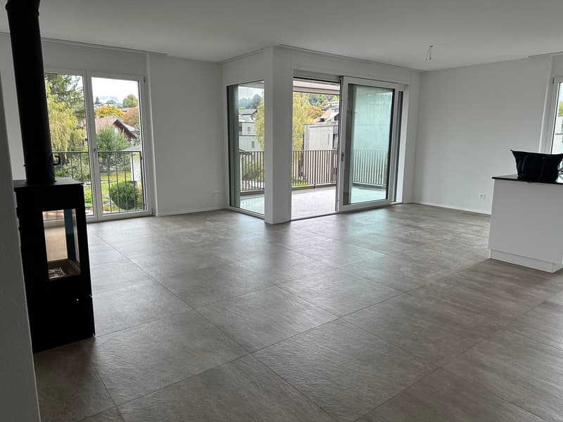 Moderne 4-Zimmer-Neubauwohnung mit Balkon und schöner Aussicht in Uetendorf (11)