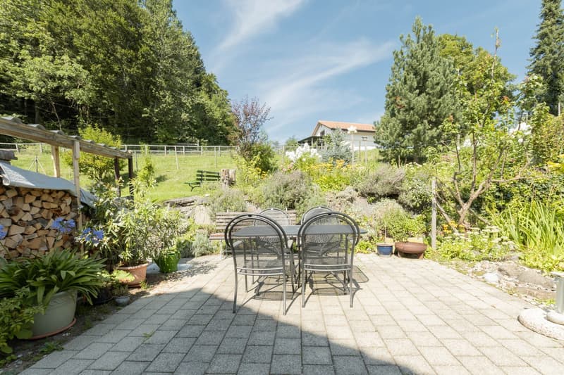 Charmante 6.5-Zimmer-Maisonettewohnung in Thun-Goldiwil (4)
