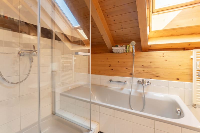 Charmante 6.5-Zimmer-Maisonettewohnung in Thun-Goldiwil (13)