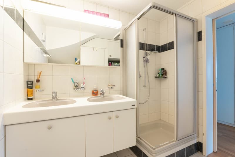 Charmante 6.5-Zimmer-Maisonettewohnung in Thun-Goldiwil (16)