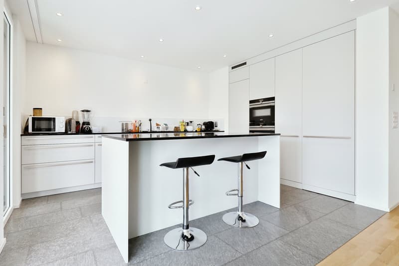 Helle 5.5-Zimmer-Wohnung im modernen Neubau in Kerzers (3)