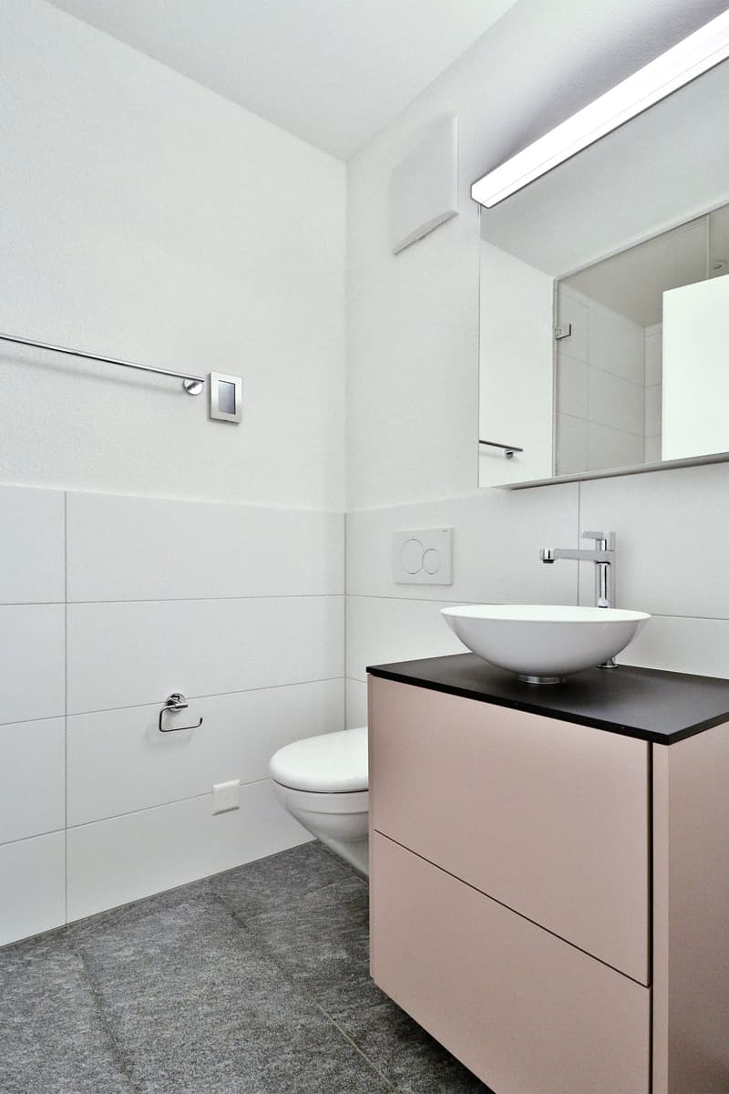 Helle 5.5-Zimmer-Wohnung im modernen Neubau in Kerzers (13)
