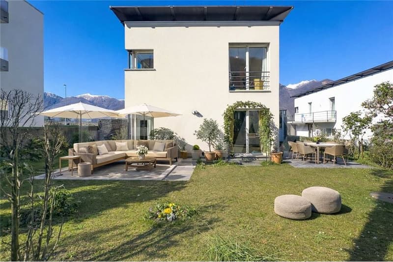 Villetta di 5.5 locali in una zona residenziale tranquilla (1)