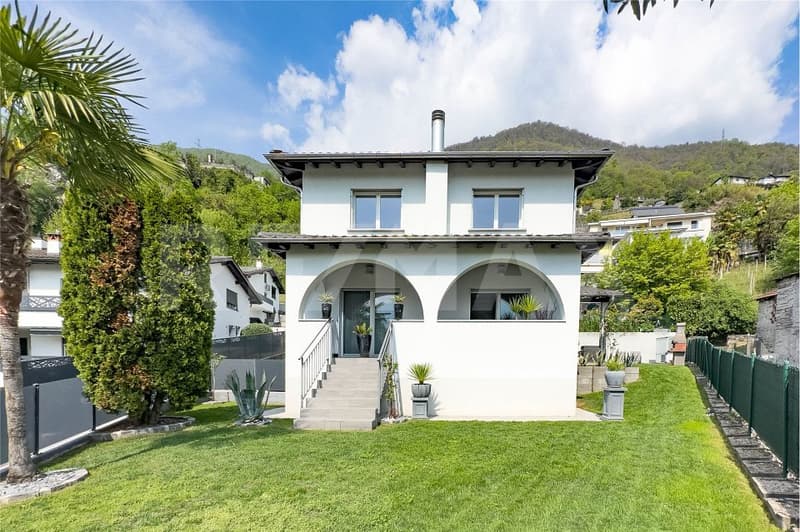 Casa unifamiliare di 6 locali in posizione comoda (1)