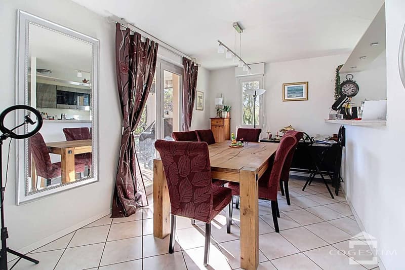 Maison individuelle avec appartement de 3.5 pièces (3)