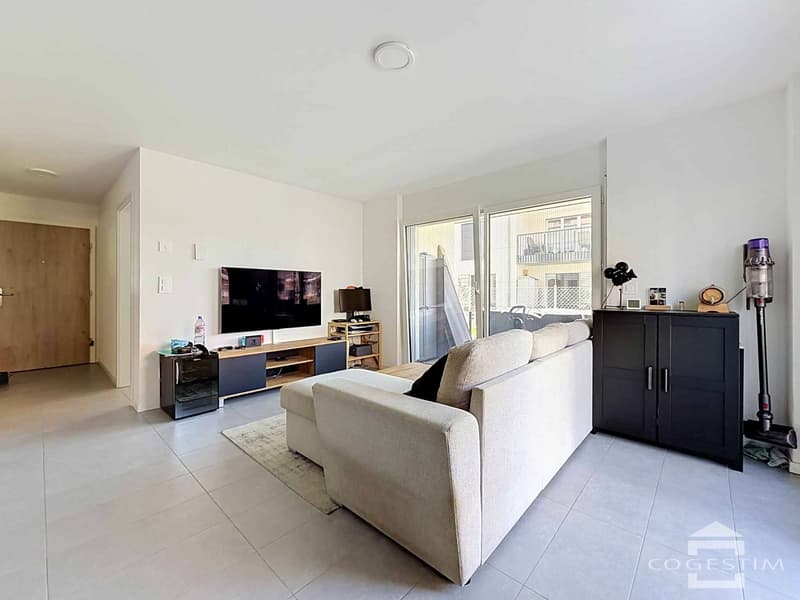 Appartement 2 pièces avec jardin privatif et terrasse (3)