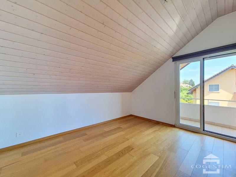 Disponible de suite Bel appartement de 4.5 pièces au cur de La Côte (9)