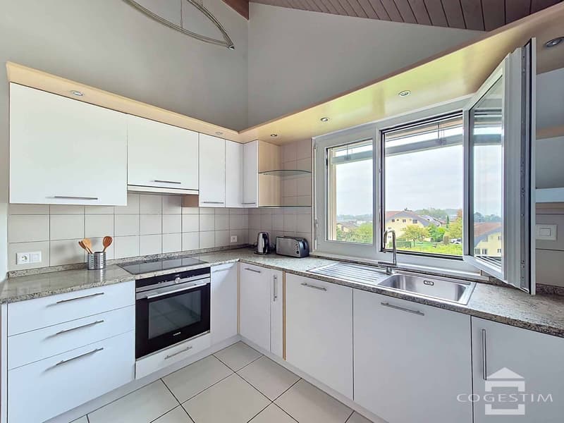 Disponible de suite Bel appartement de 4.5 pièces au cur de La Côte (6)