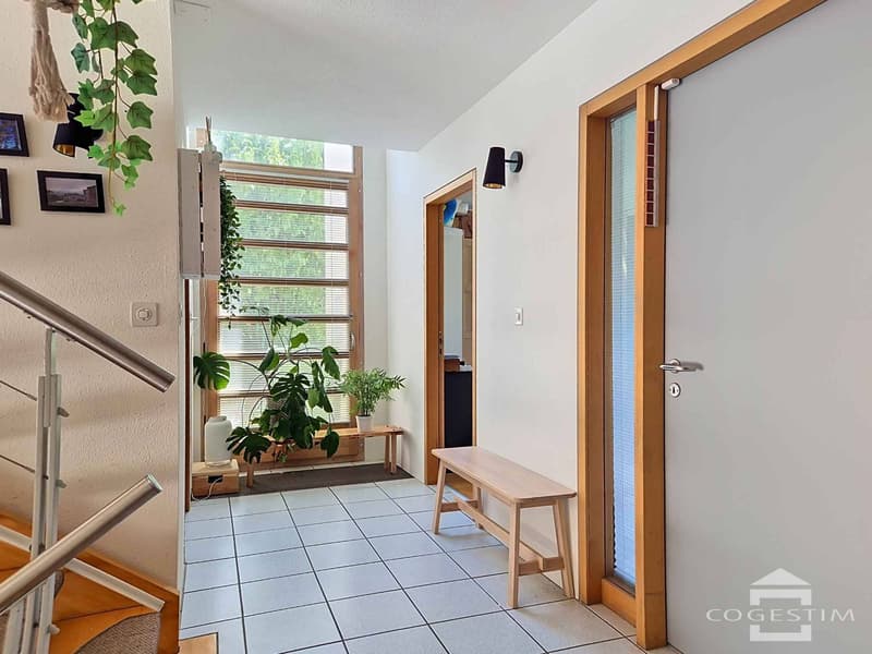 A 10 minutes de Morges Grande maison mitoyenne avec piscine (5)