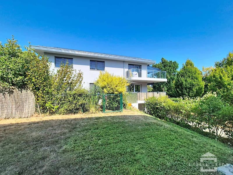 Appartement moderne de 4.5 pièces avec de généreux espaces extérieurs (13)