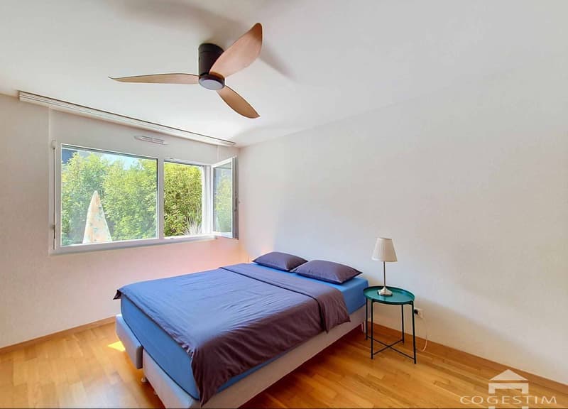 Appartement moderne de 4.5 pièces avec de généreux espaces extérieurs (5)
