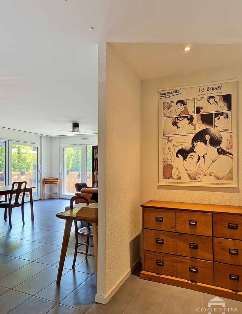 Appartement moderne de 4.5 pièces avec de généreux espaces extérieurs (1)