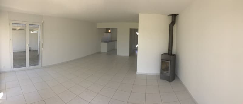5.5-Zimmer DEFH mit grossem Garten und Autounterstand (5)