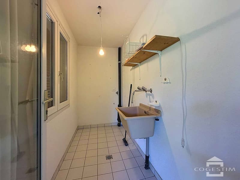 Une maison chaleureuse au cur de Pailly (11)