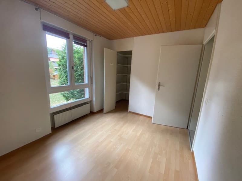 Schöne und gepflegte 3.5-Zimmer-Wohnung im Erdgeschoss plus EH in Nidau (4)