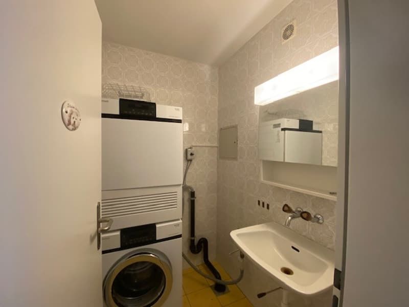 Schöne und gepflegte 3.5-Zimmer-Wohnung im Erdgeschoss plus EH in Nidau (7)