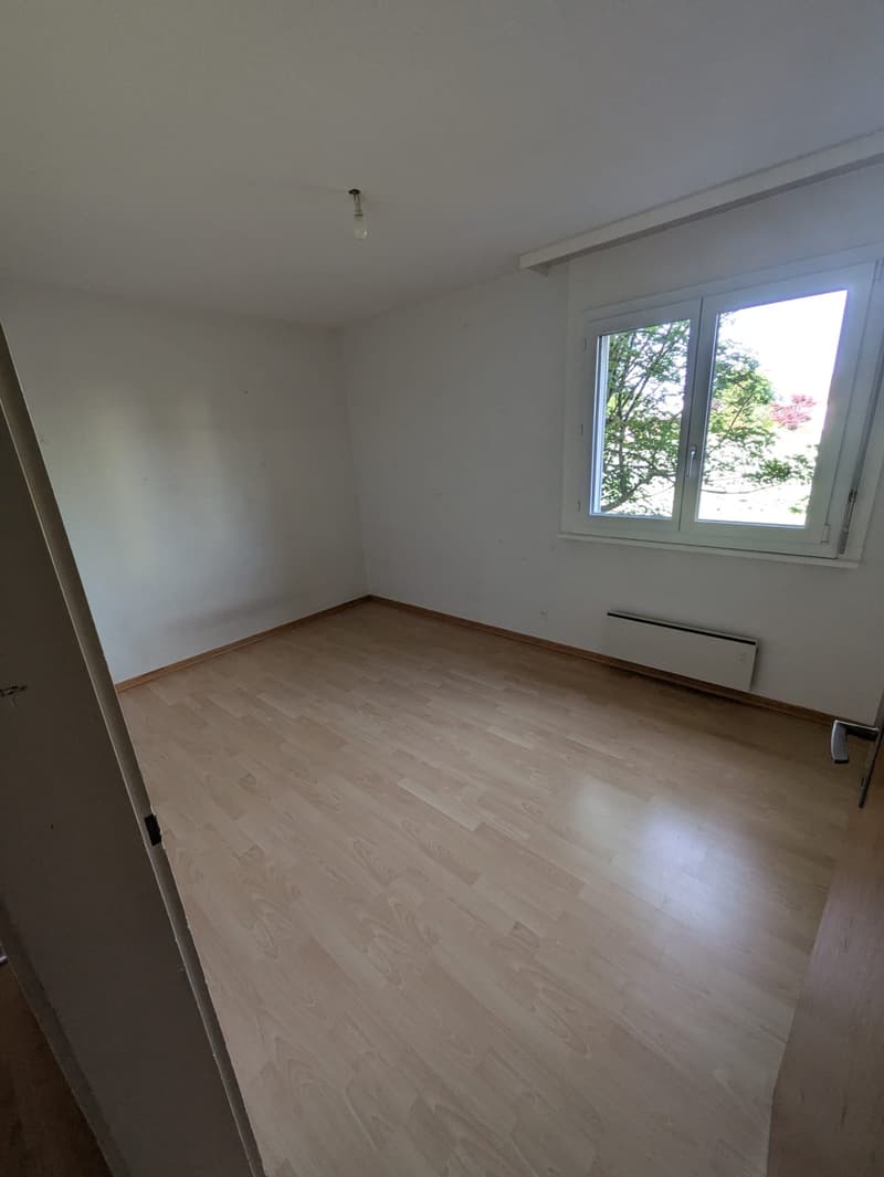 BEFRISTET 4.5-Zimmer-Familienwohnung im Amselwegquartier (9)