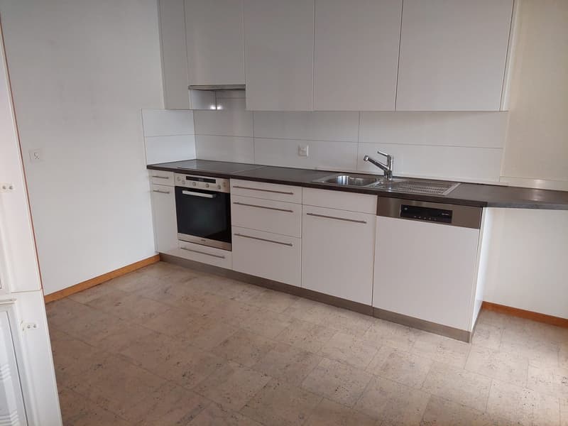 BEFRISTET 4.5-Zimmer-Familienwohnung im Amselwegquartier (4)