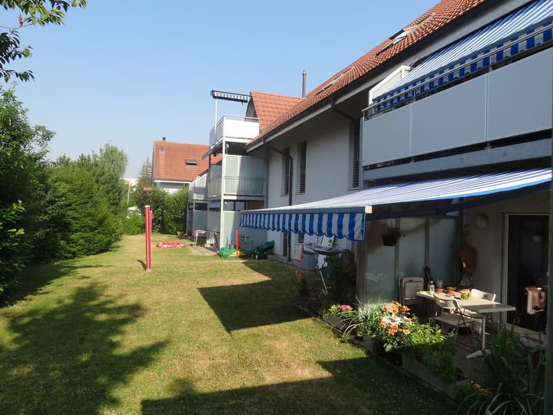 Charmante Dachwohnung im ruhigen Quartier (2)