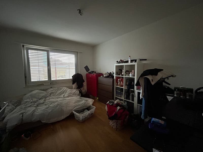 Urbanes Wohnen mit Weitblick: Helle 3.5-Zimmerwohnung im Herzen von Thun (8)