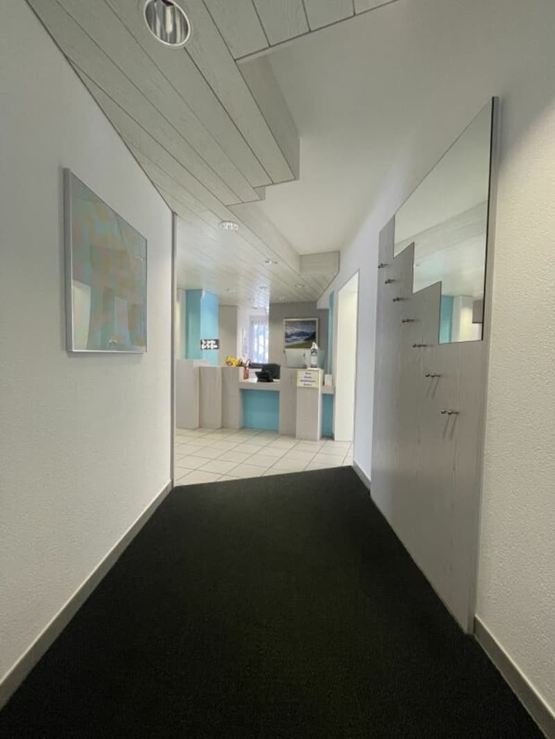 Espace commercial dans un emplacement idéal - parfait pour votre entreprise (8)