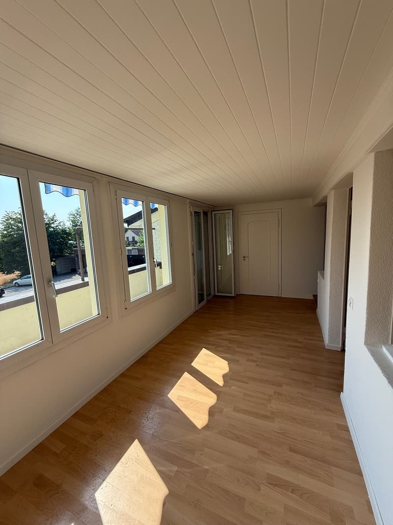 GROSSZÜGIGE 5-ZIMMER-WOHNUNG IN OFTRINGEN (3)