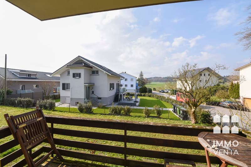 3.5-Zimmer-Wohnung mit Balkon in Orpund (2)