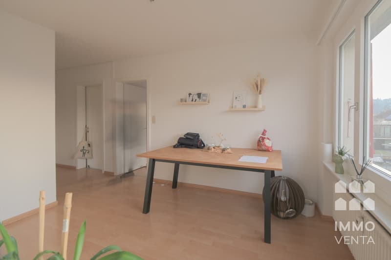 3-Zimmer-Wohnung mit Balkon in Aegerten direkt an der Aare (6)
