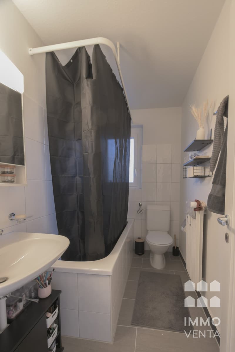 3-Zimmer-Wohnung mit Balkon in Aegerten direkt an der Aare (8)