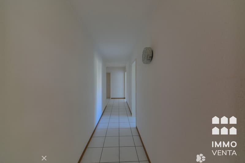 Helle 3.5-Zimmer-Wohnung mit Balkon in Biel – ab November 2026 verfügbar (2)
