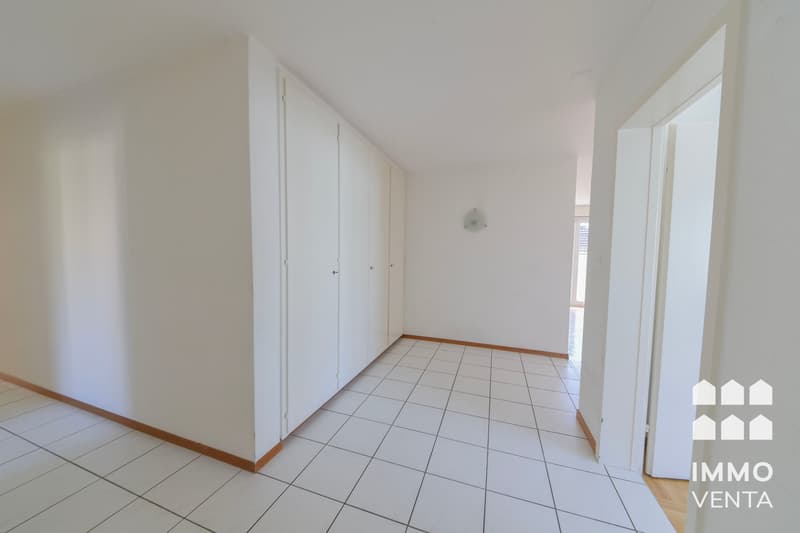 Helle 3.5-Zimmer-Wohnung mit Balkon in Biel – ab November 2026 verfügbar (9)