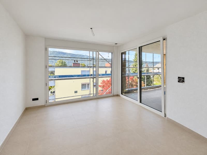 Grosszügige 2½ Zimmer Neubauwohnung / Spacieux appartement neuf de 2½ pièces (4)
