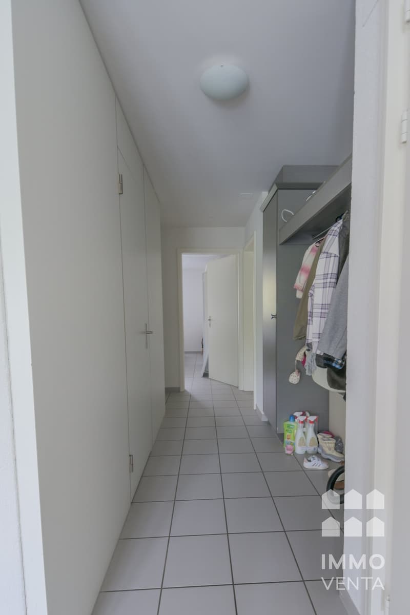 Geräumige Wohnung mit Balkon in Biel / Appartement spacieux avec balcon à Bienne (12)
