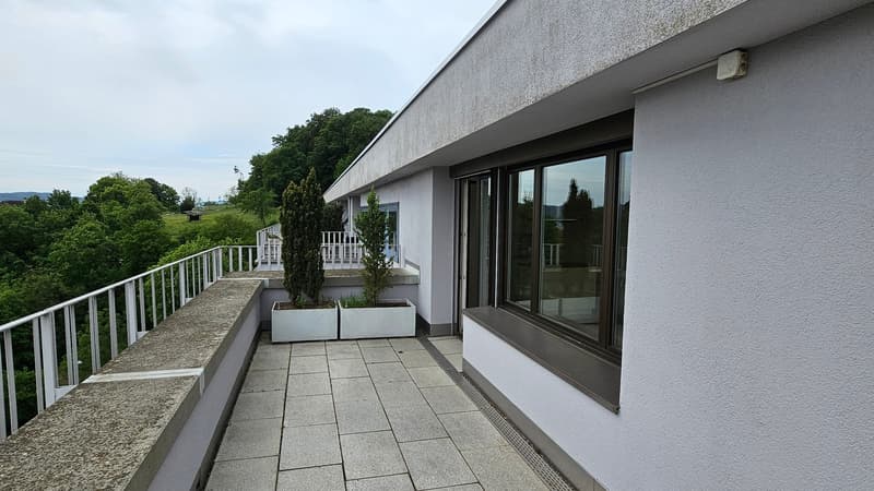 Moderne 3.5-Zimmer-Dachwohnung mit Stadtblick in Zürich am Bucheggplatz (9)