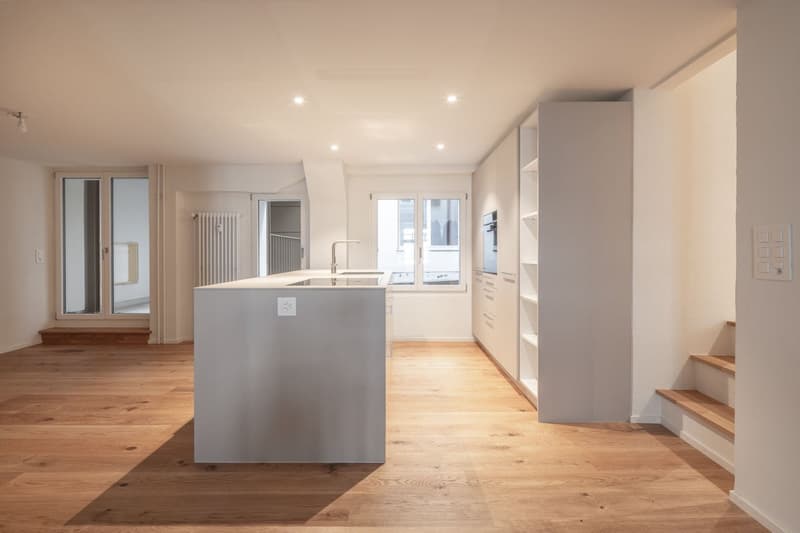 Cachet! 4.5-Zimmer-Altbauwohnung mit Balkon in Liestal – sofort verfügbar (2)