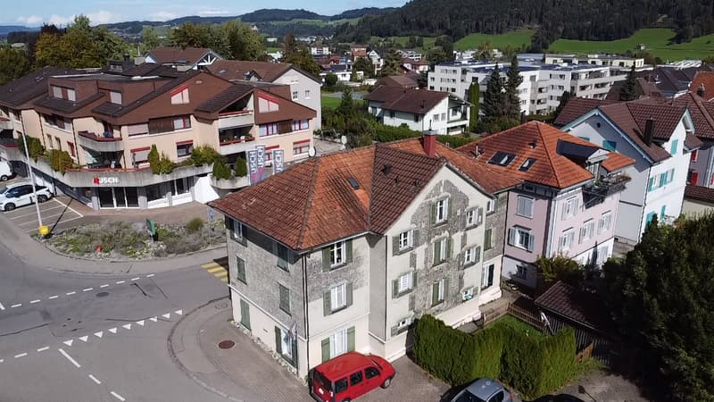 vollvermietetes 6-Familienhaus mit Renovationspotenzial. (2)