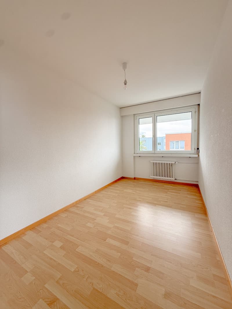 Charmante 4.5-Zimmer-Wohnung mit Balkon und schöner Aussicht in Rorschacherberg (10)
