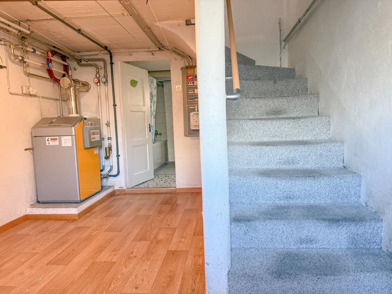 5.5-Zimmer Reiheneinfamilienhaus an guter Lage zu verkaufen. (13)