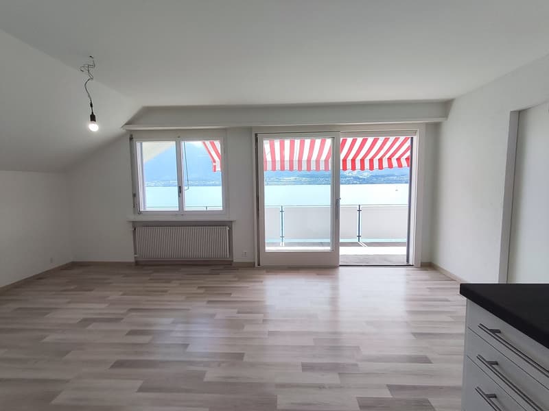 Charmante 3-Zimmer-Wohnung mit Seeblick in Oberhofen am Thunersee (12)