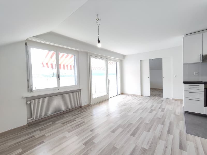Charmante 3-Zimmer-Wohnung mit Seeblick in Oberhofen am Thunersee (11)