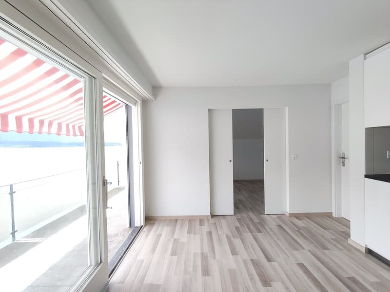 Charmante 3-Zimmer-Wohnung mit Seeblick in Oberhofen am Thunersee (10)