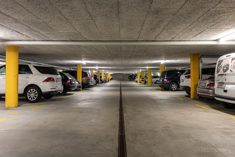Einstellhalle