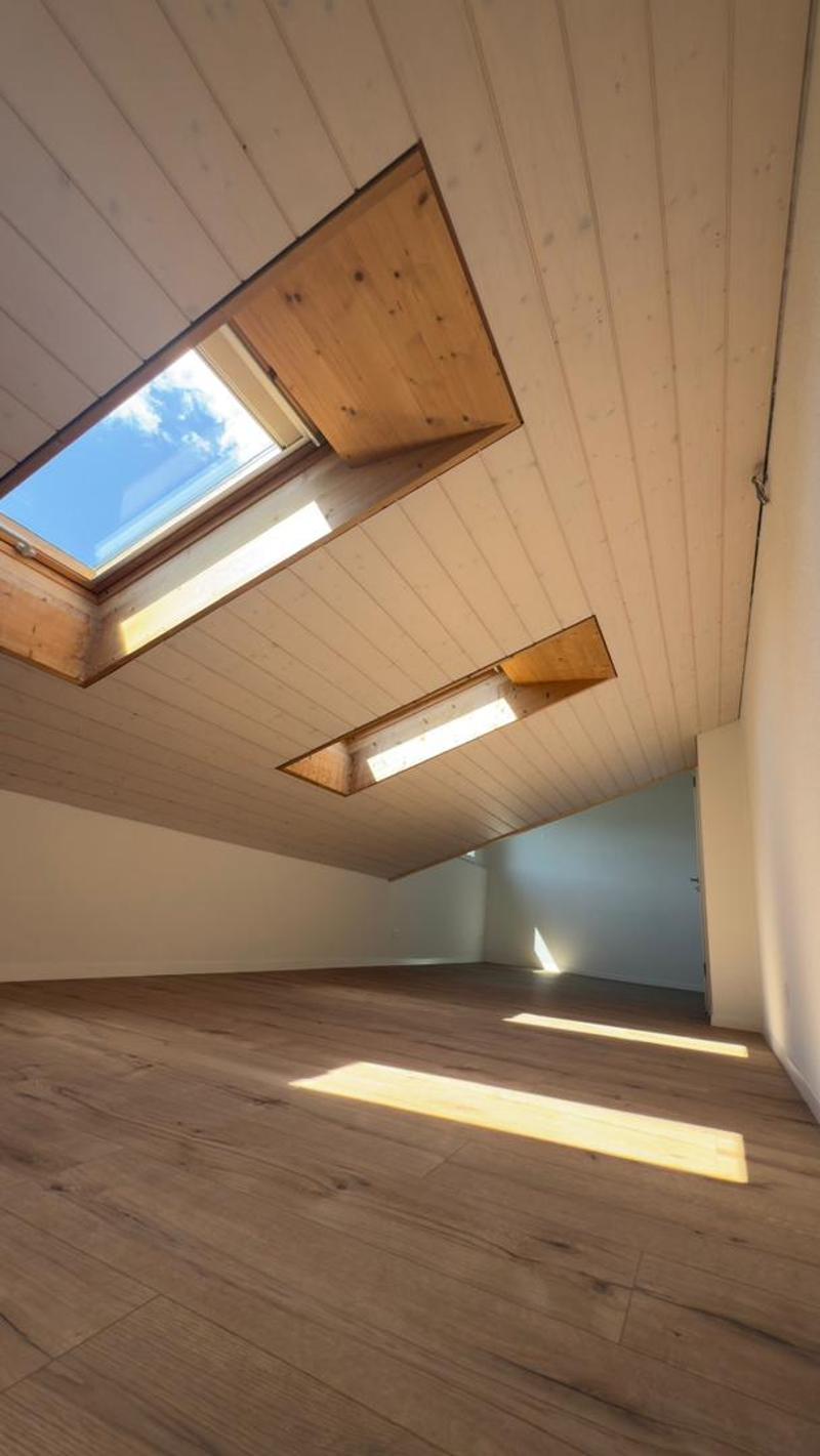 Moderne 4-Zimmer-Wohnung mit Seeblick in Aeschlen ob Gunten (10)