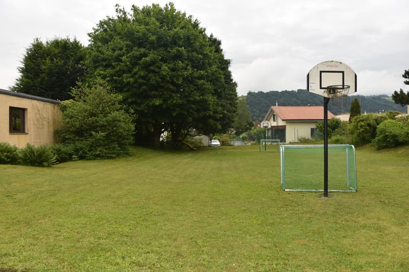 Separater Fussballplatz